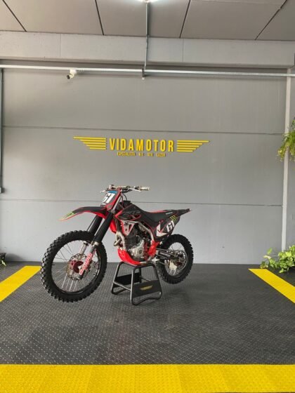 CRF250F